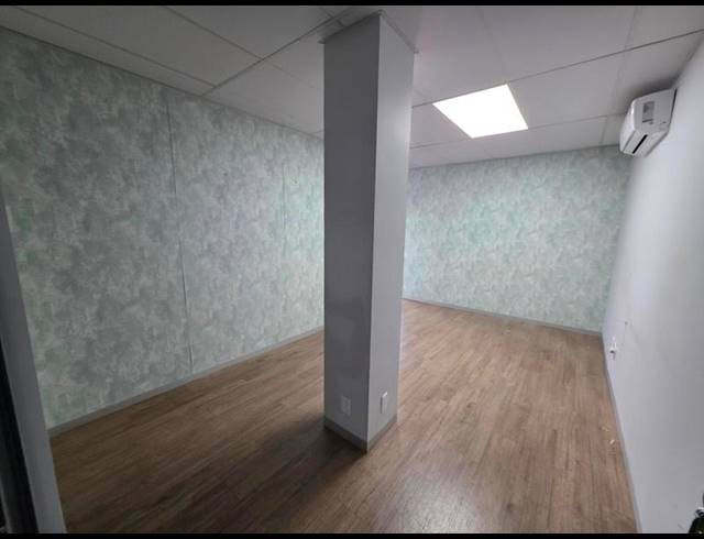 BUSINESS PROPERTY TO RENT IN LYNNWOOD GLEN